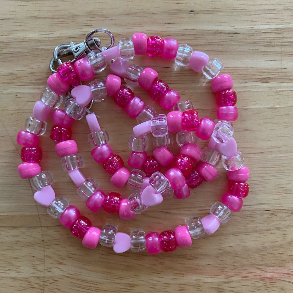 Mask 😷 Chain - Picture 2 of 2
